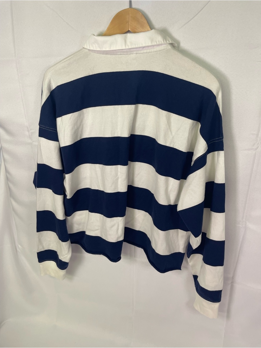 Aerie Women’s Large Navy and White Striped Rugby Shirt - Picture 3 of 6